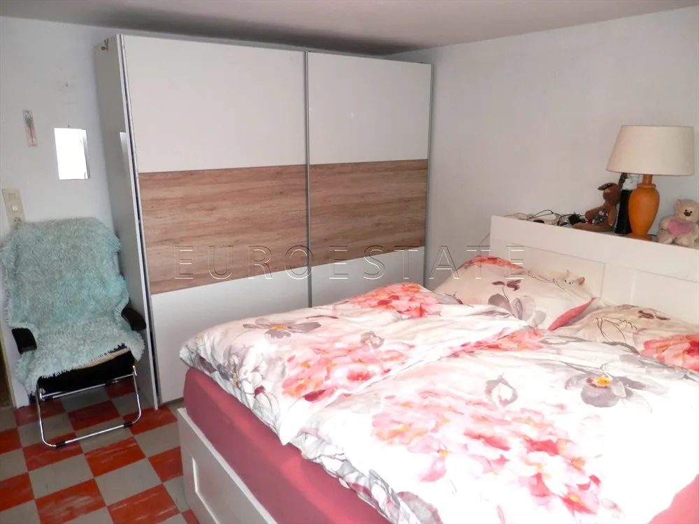boričevec toplički: prostrana i renovirana kuća sa 324 m2 ukupne površine i 4648 m2 okućnice - slika 16