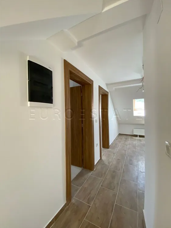 varaždinske toplice: trosoban stan u potkrovlju, 101.28 m2 - slika 11