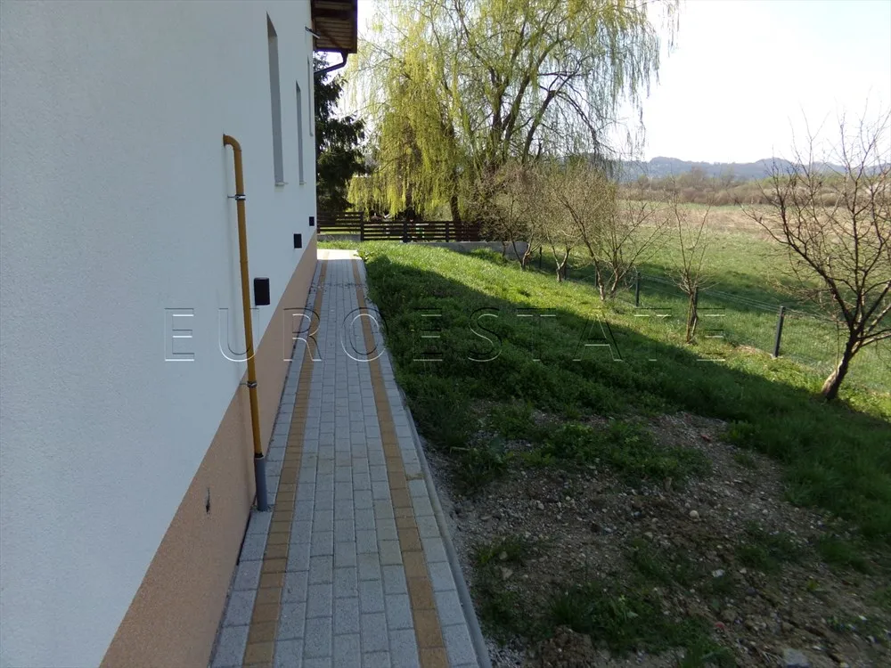 novi marof - ključ: odlična nova kuća od 230 m2 sa 1000 m2 dvorišta - slika 12