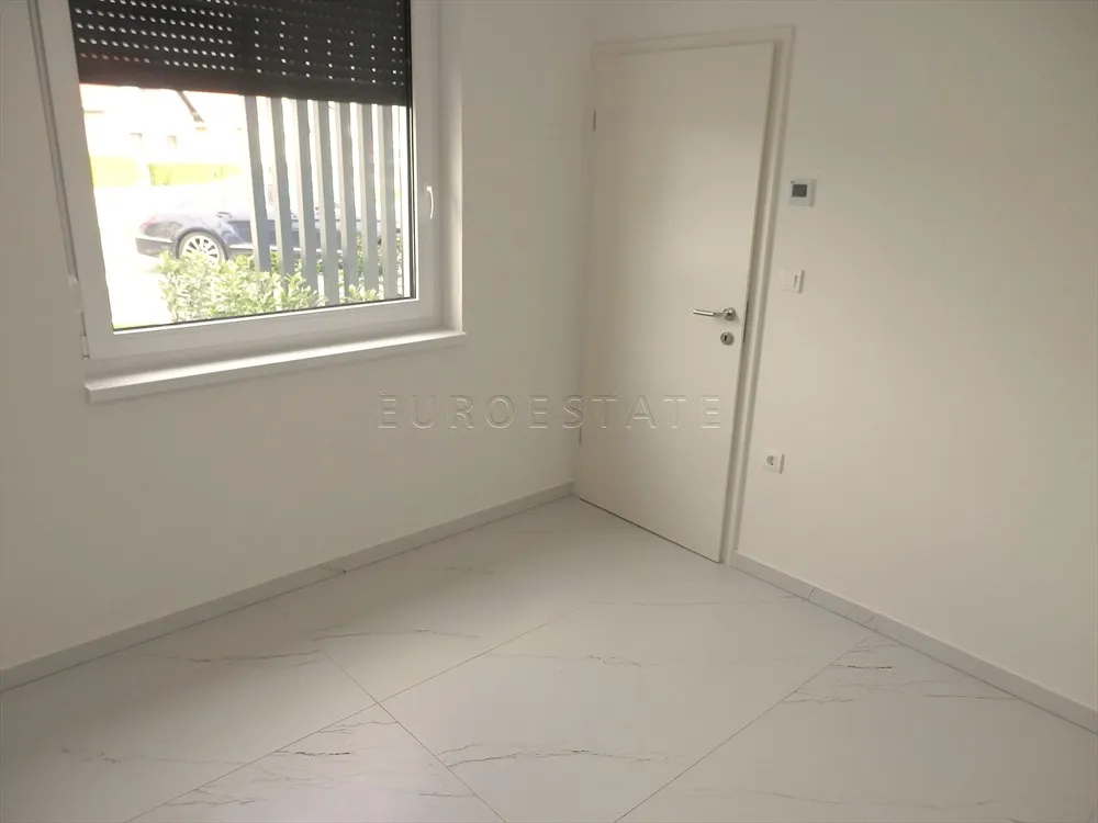 varaždin - okolica: novogradnja, ekskluzivan 4-sobni stan u prizemlju, 106 m2 nkp - slika 12