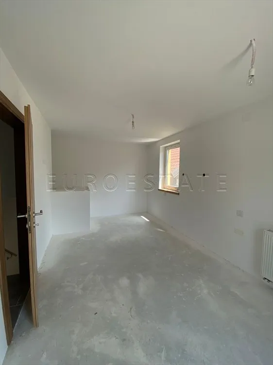 varaždinske toplice: dvoetažan stan, prizemlje i kat, 76.36 m2 - slika 18