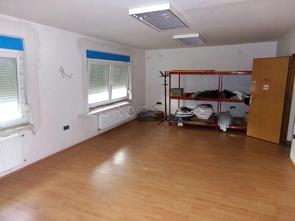 varaždin: poslovna zgrada, skladište i kuća, sveukupno 500 m2 - slika 29