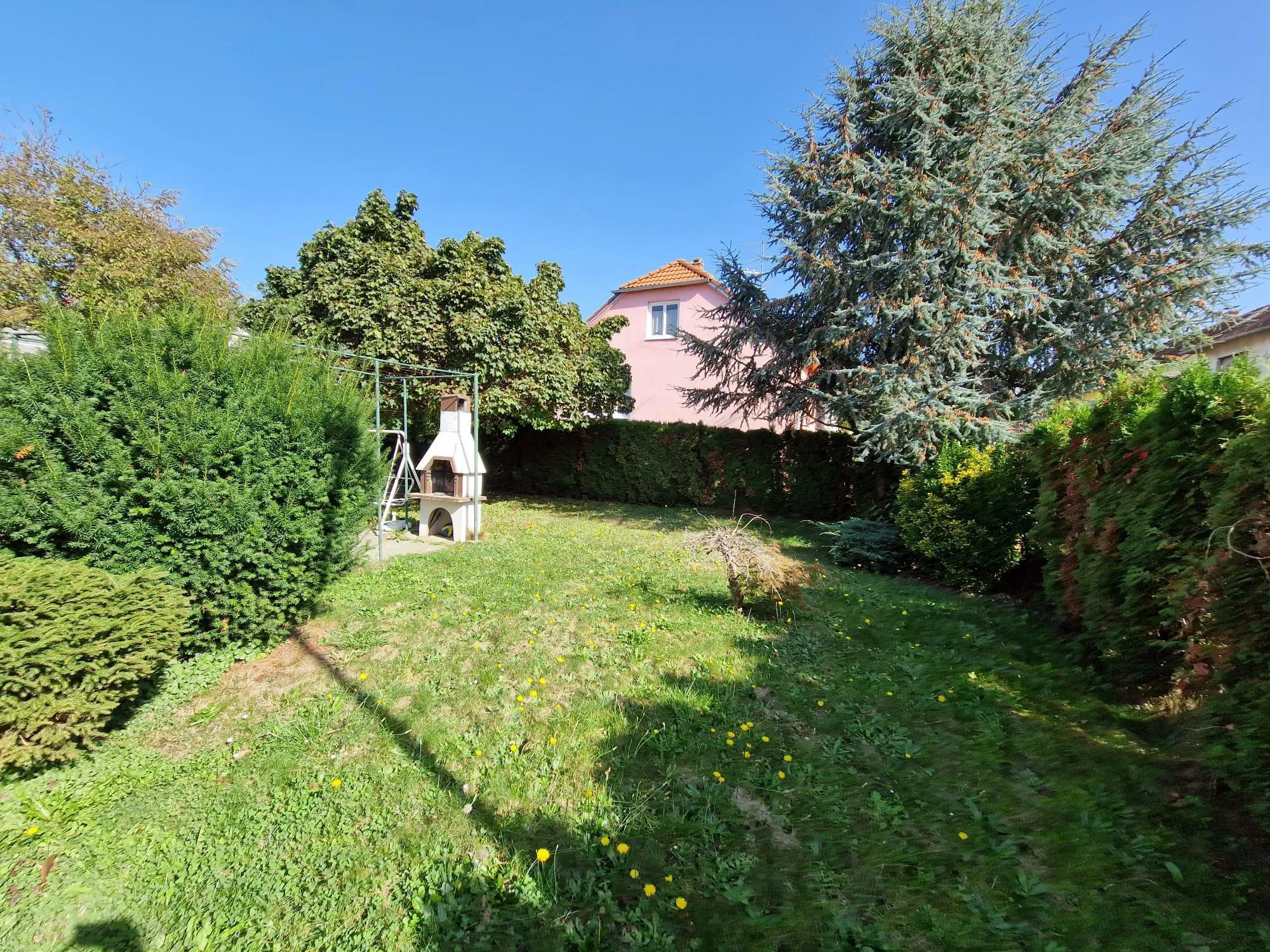 varaždin: renovirana dvojna kuća površine 120 m2, sa dvorištem od 224 m2 - slika 8