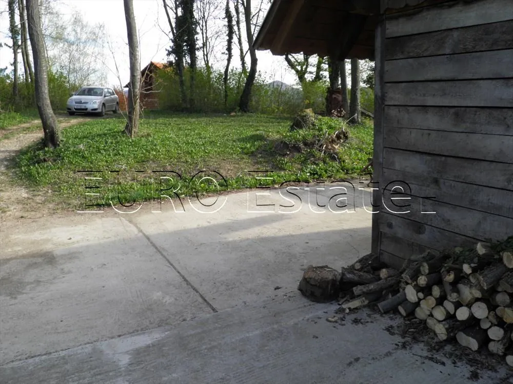 tuhovec kod varaždinskih toplica: vikendica i šuma površine 27140 m2 - slika 7