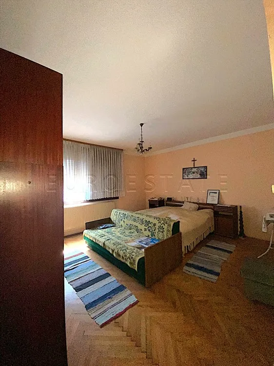 prelog: kuća sa pomoćnim zgradama i velikim zemljištem na prodaju, 254,42 m2 bruto - slika 10