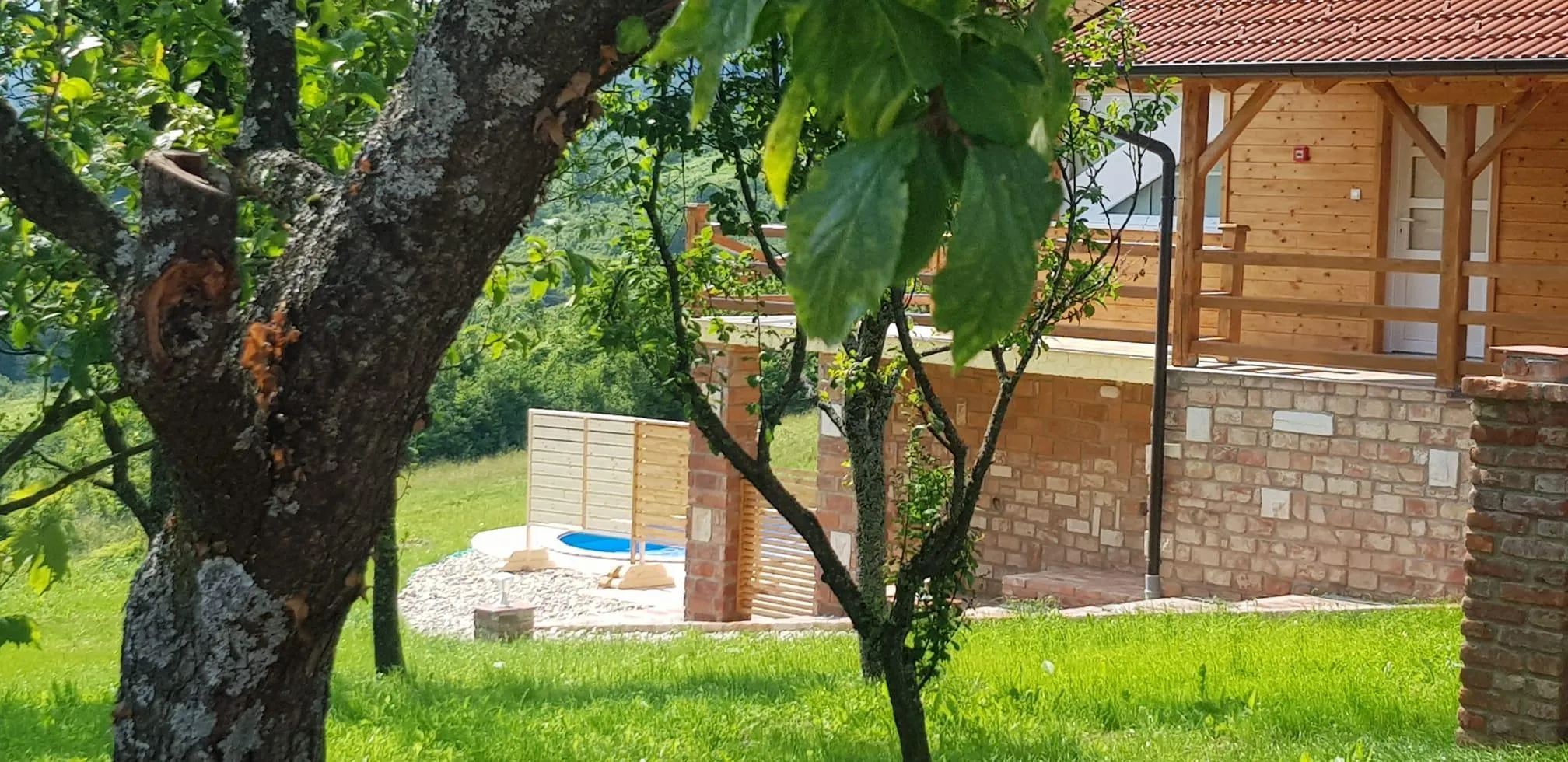 jelenščak: novogradnja, visoka prizemnica od 250 m2 sa bazenom - slika 9