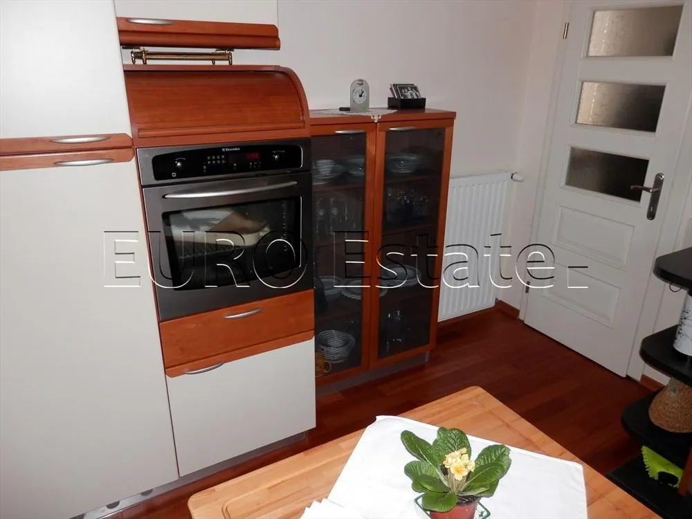 renovirana kuća sa tri stana u centru varaždina, ukupno 460 m2 - slika 12