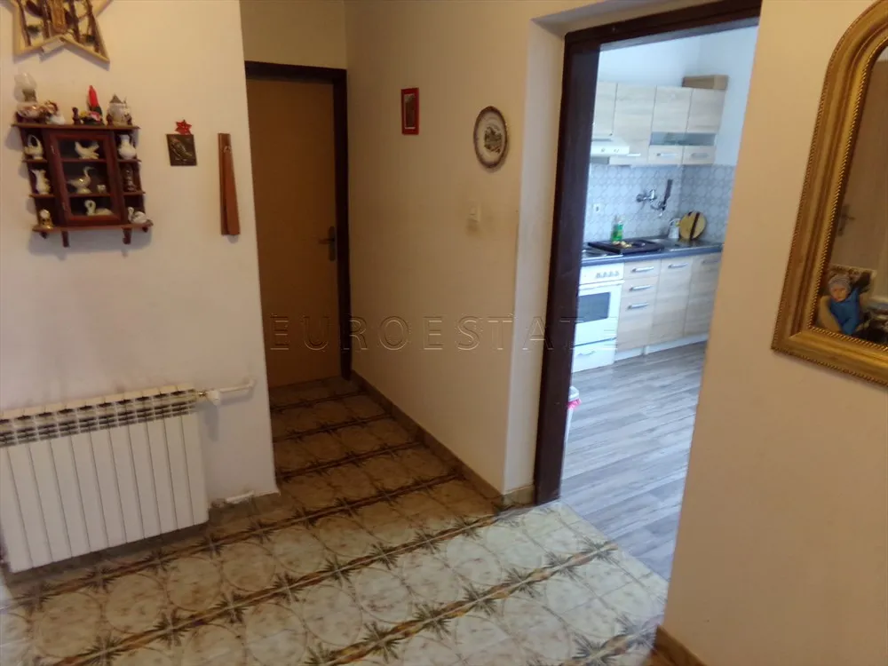 varaždin: prostrana katnica na četiri etaže, ukupno 260 m2 - slika 16
