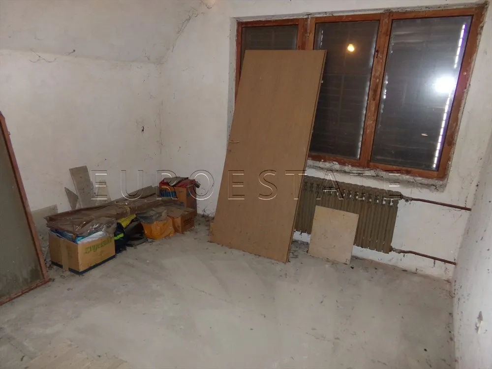 varaždin: kuća katnica od 220 m2 u roh bau stupnju dovršenosti - slika 17