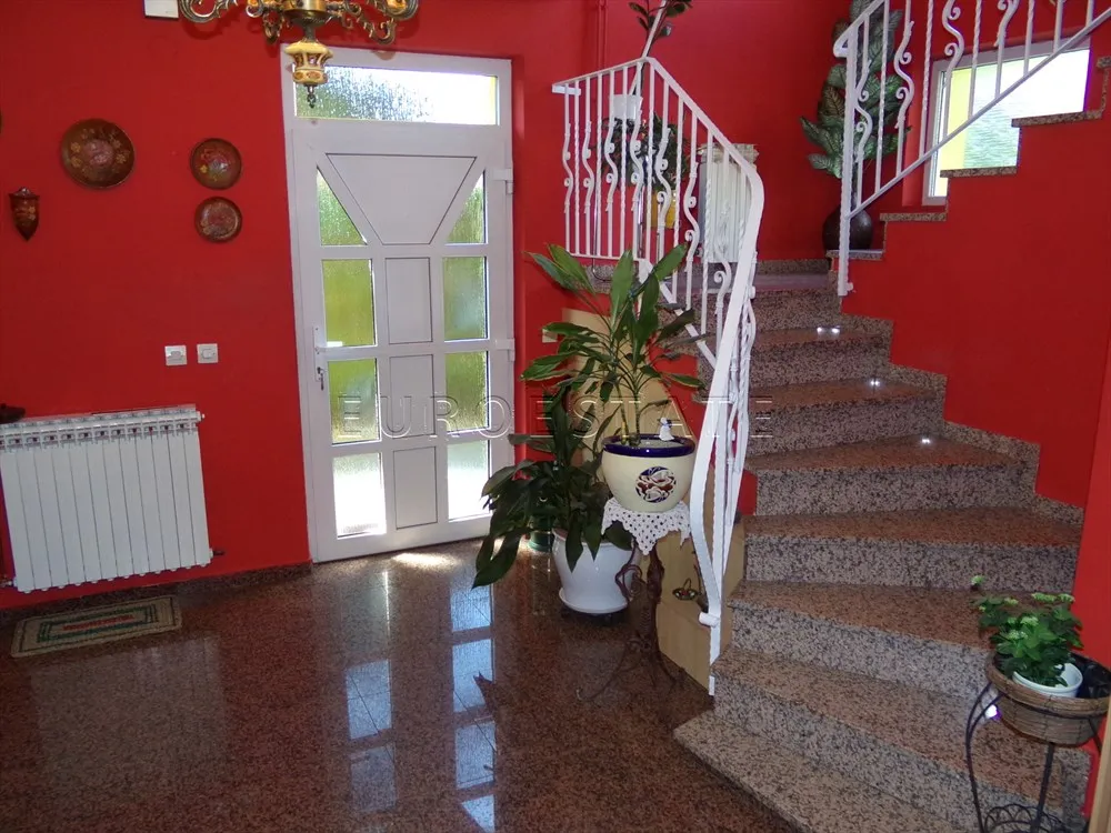 varaždin: odlična kuća novije gradnje u centru grada, površine 226 m2 - slika 6