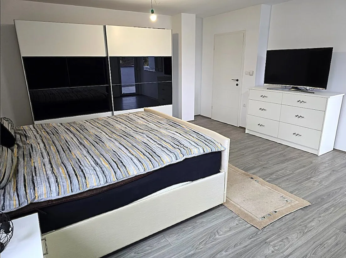 novo selo rok: moderna katnica od 320 m2 sa dvorištem od 1600 m2 - slika 31