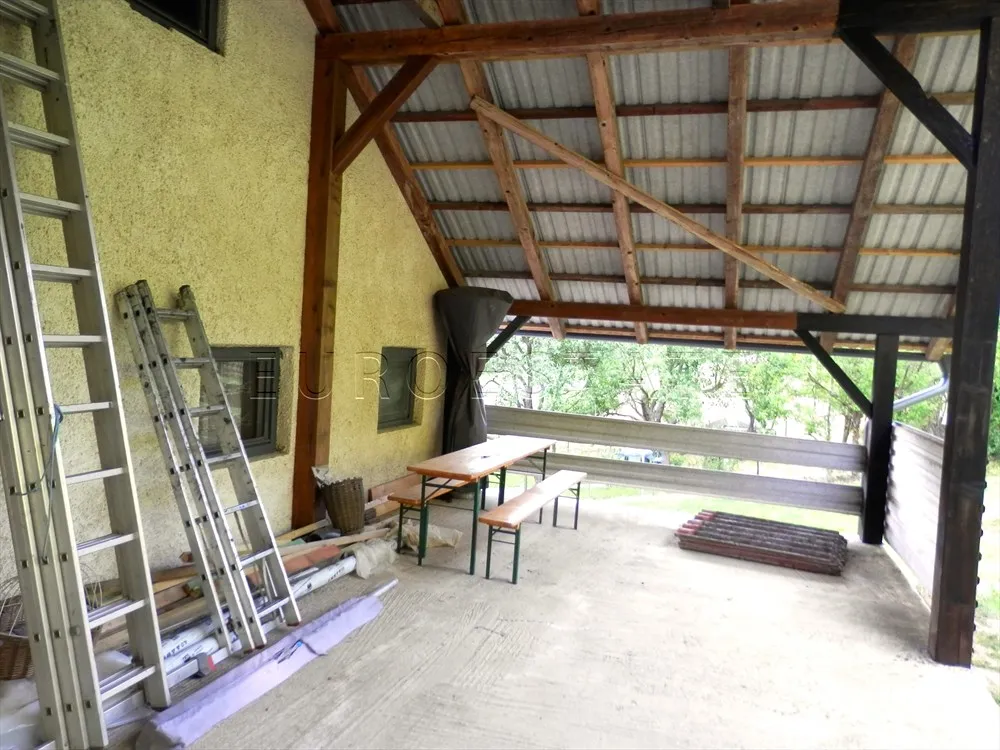 boričevec toplički: prostrana i renovirana kuća sa 324 m2 ukupne površine i 4648 m2 okućnice - slika 28
