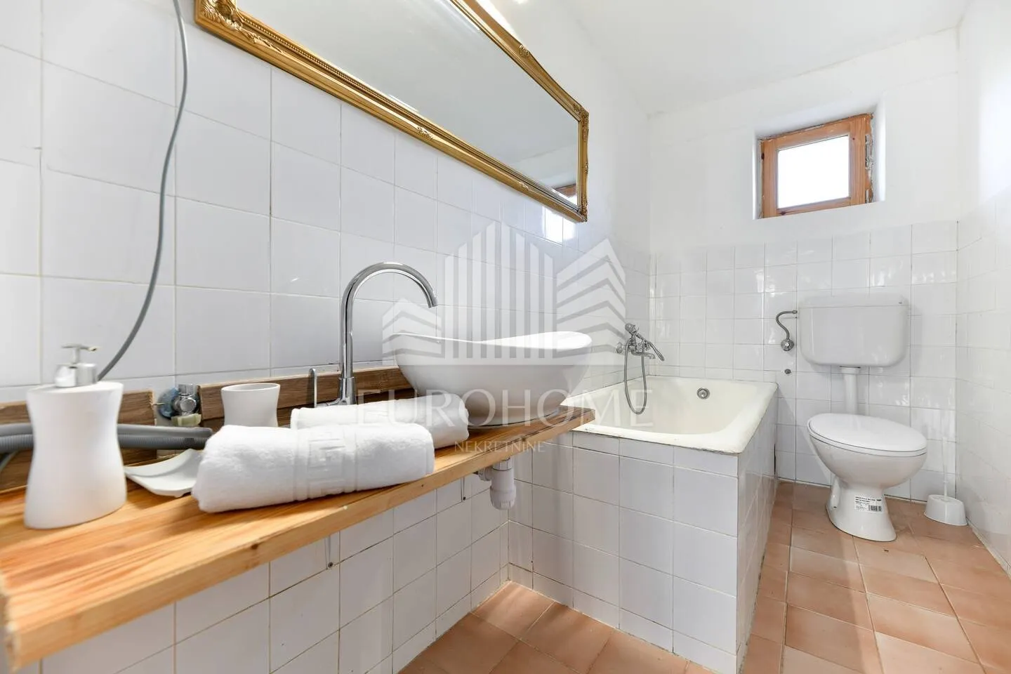 prilika, gornje raštane, vila s bazenom 194 m2 - slika 12