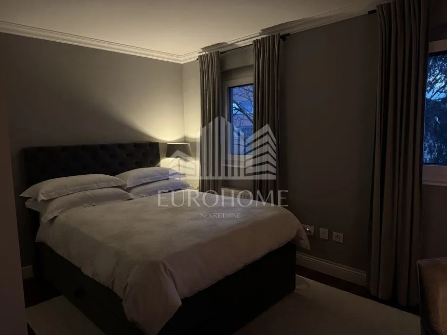 2350€/m2 potpuno namješten stan na tri etaže 201m2 - veliko polje - - slika 10