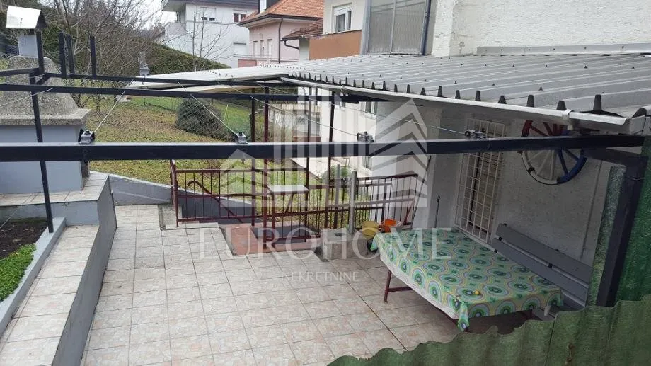 gračani, kuća i garaža - slika 9