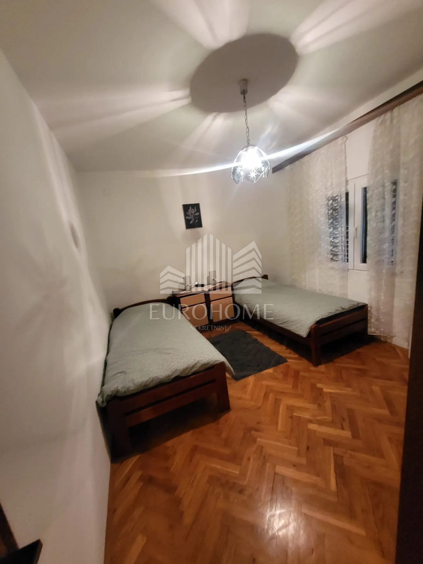 posedarje-podgradina;najam kuće za radnike-min 4osobe/max 12 osoba - slika 8