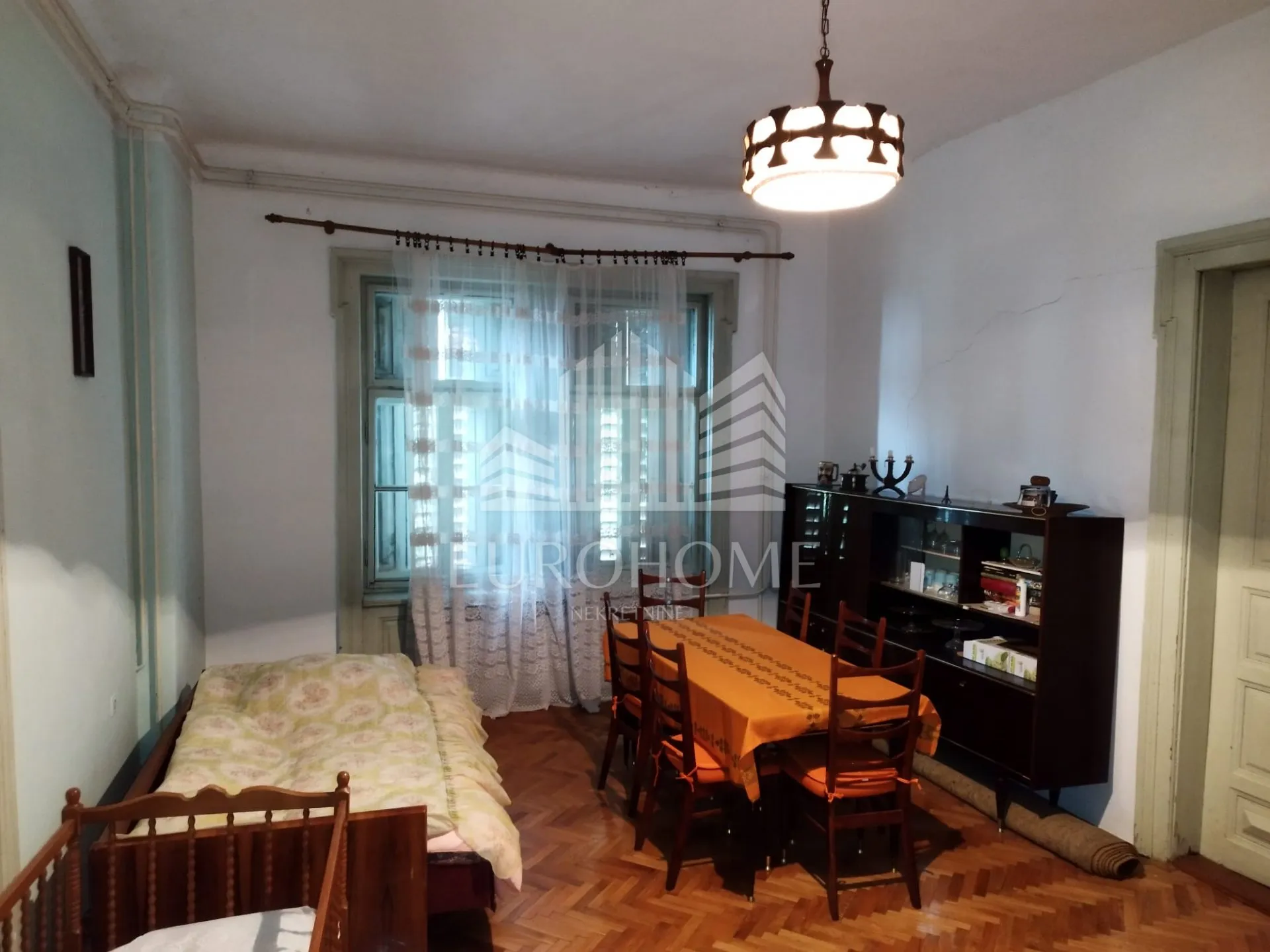 vila za renoviranje– investicijska prilika,uz sami centar otočca! - slika 12
