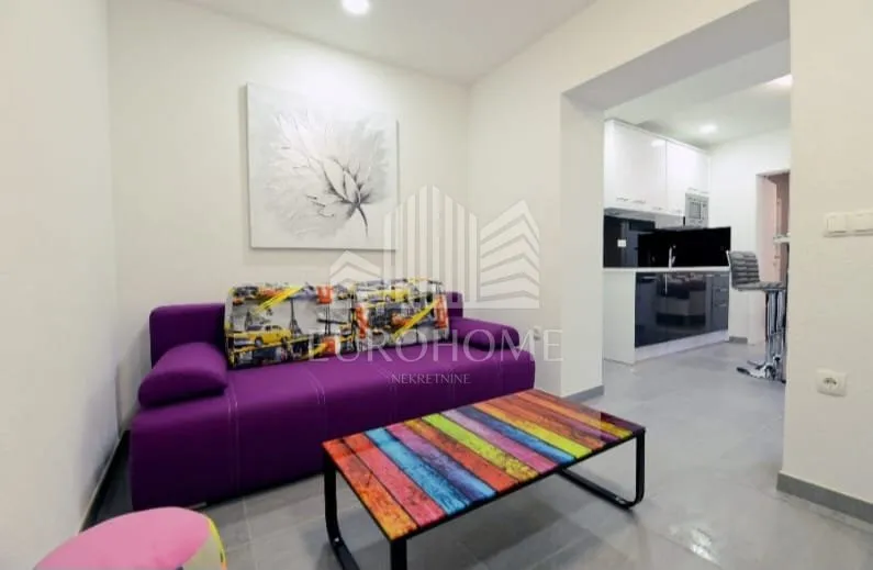 prilika! 2s stan sa dva studio apartmana+bazen+vrt! - slika 4