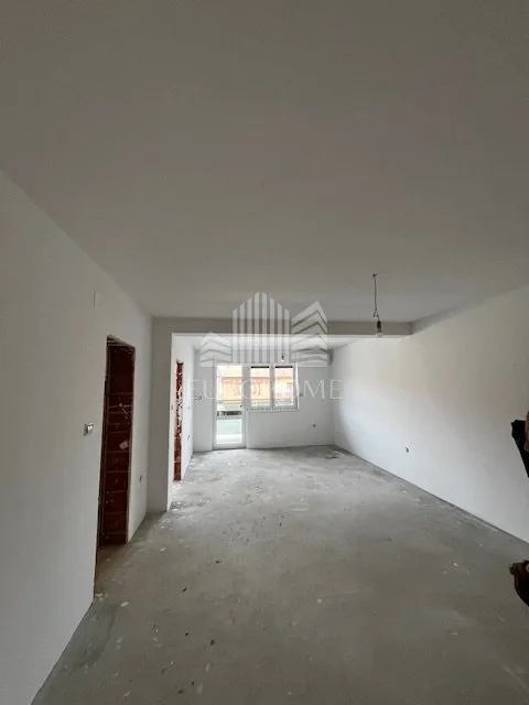 osijek, novogradnja, uske njive, 2800€ - slika 11