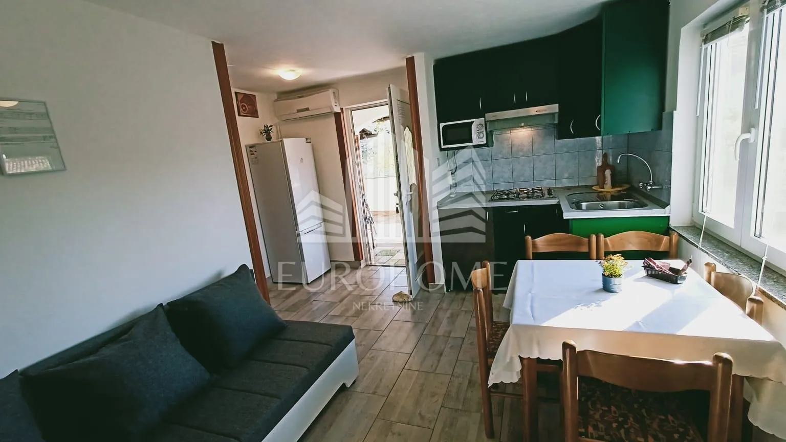 vinjerac, kuća s 4 apartmana, 70m od mora - slika 7