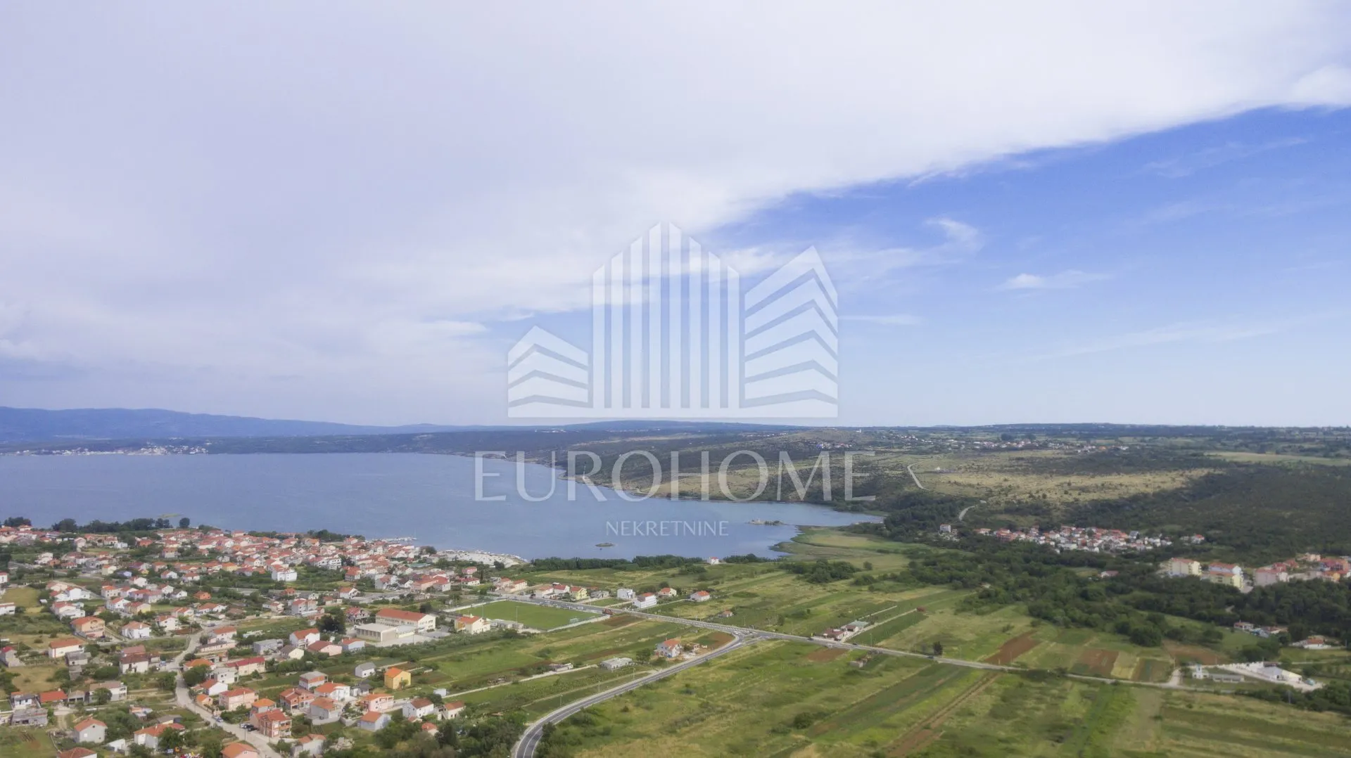 prilika! villa s bazenom 280m2, posedarje - slika 33