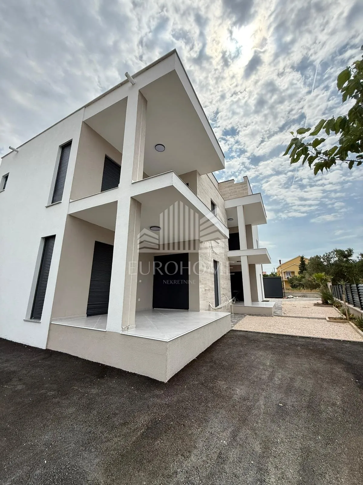 privlaka, odlična prilika ! novogradnja, drugi kat (86m2) - slika 2