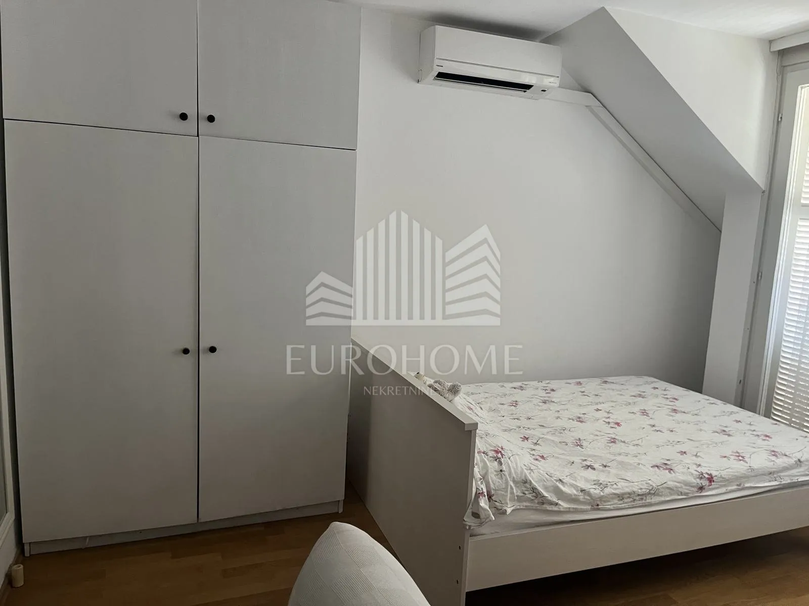 sveti filip i jakov, garsonijera drugi red do mora, 26 m² - slika 6