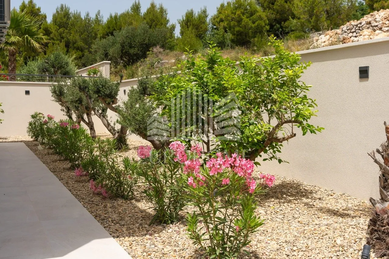 split, podstrana, luksuzna villa, 4 spavaće sobe, 370m2 - slika 23