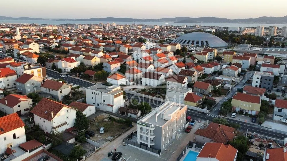 zadar, višnjik- trosoban stan na 2. katu 121 m2 - slika 10