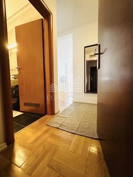 lanište-dvosoban stan s loggiom, garaža 57,65m2 - slika 11