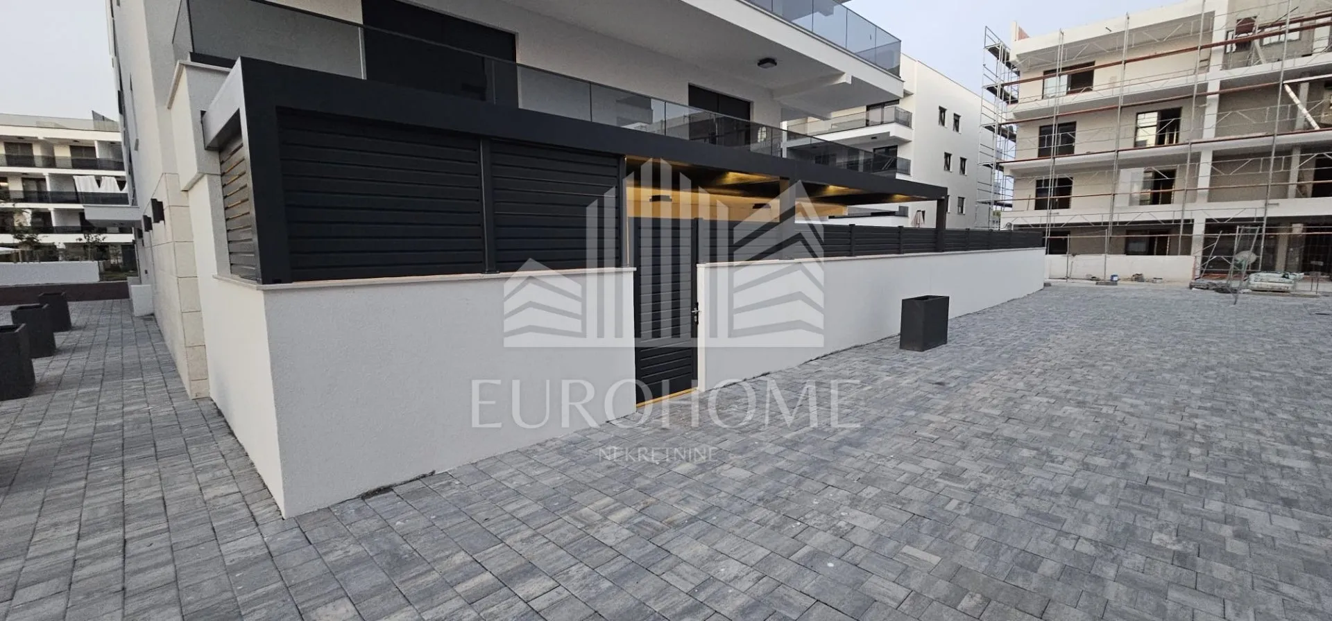 BORIK, ZADAR, Luksuzan trosoban stan za najam, 125m2