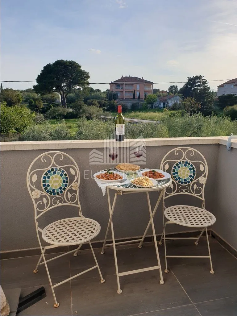 top ponuda, apartman na otoku ugljanu - slika 6