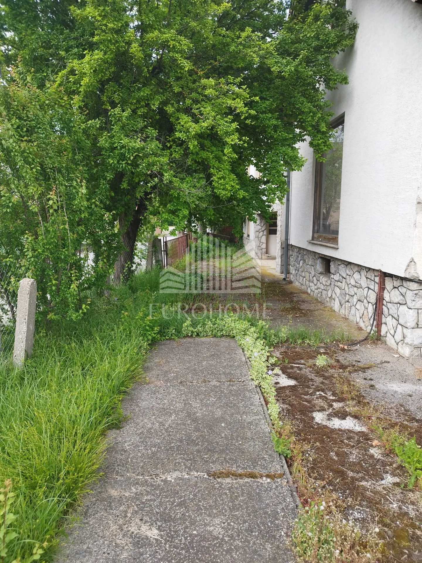 2 kuće, 500m2,1800 brp,zemljište 917 m2 -sesvete,prilika investitorima - slika 17