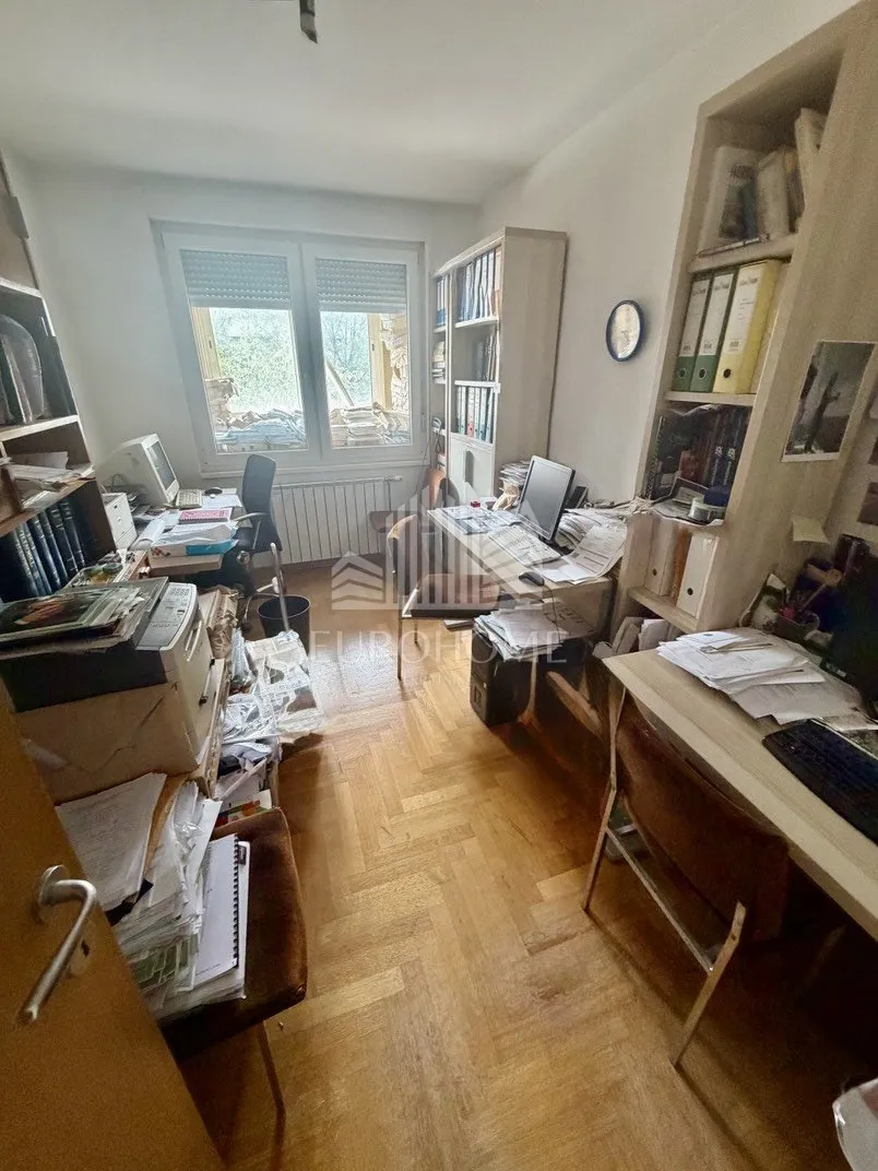najam-poslovni prostor 48m2 - slika 7