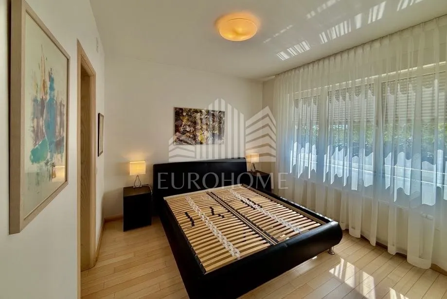 četverosobni stan 135m2, srebrnjak, maksimir - slika 3