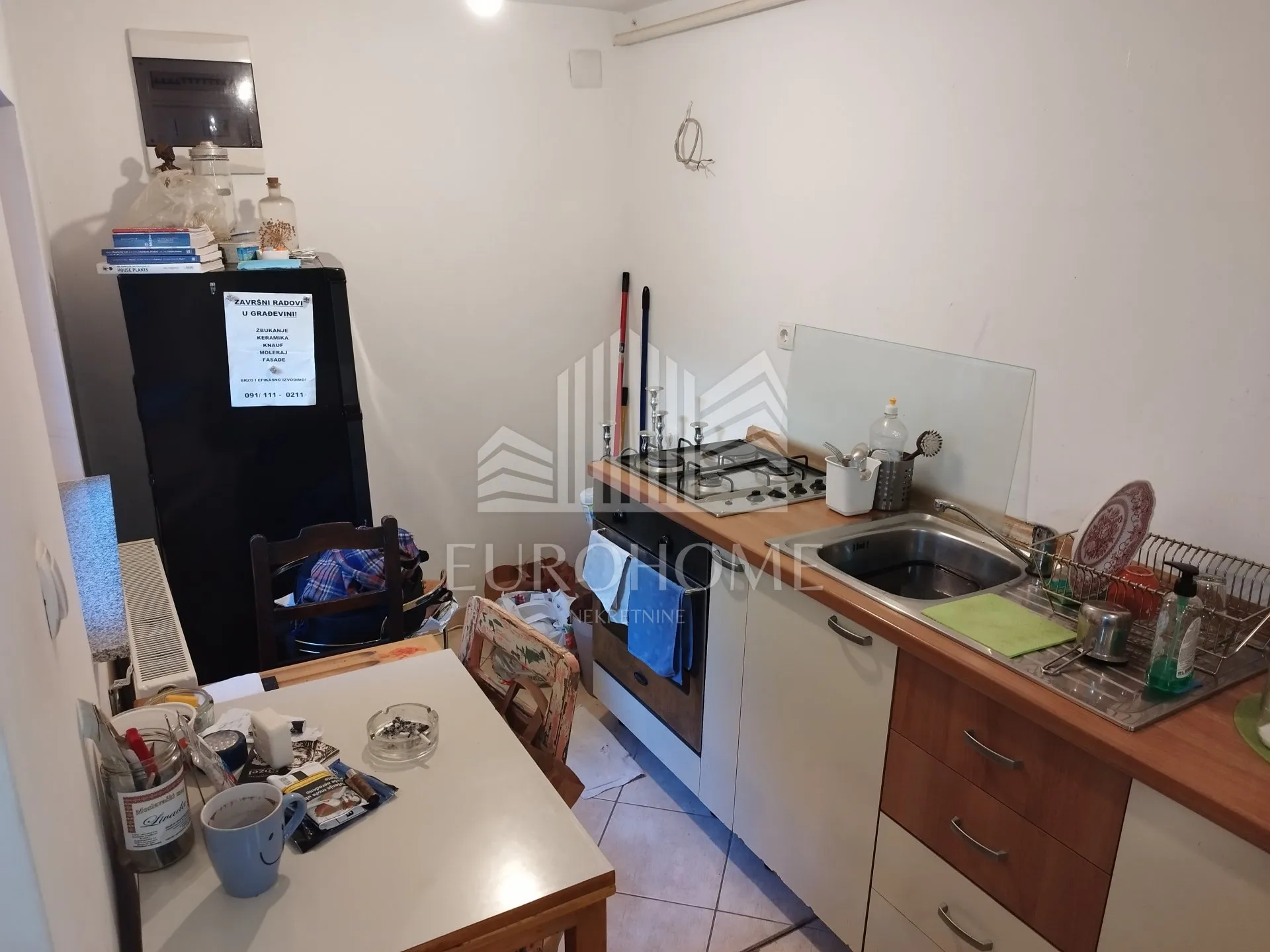Stan 35m2, veliki podrumski prostor75m2 u Novoj Vesi(Medveščak) - Zagreb