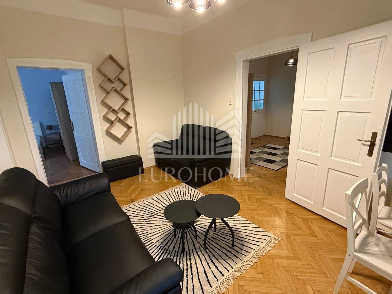 osijek,85.00 m2, novo adaptiran, komforan stan za najam - slika 8