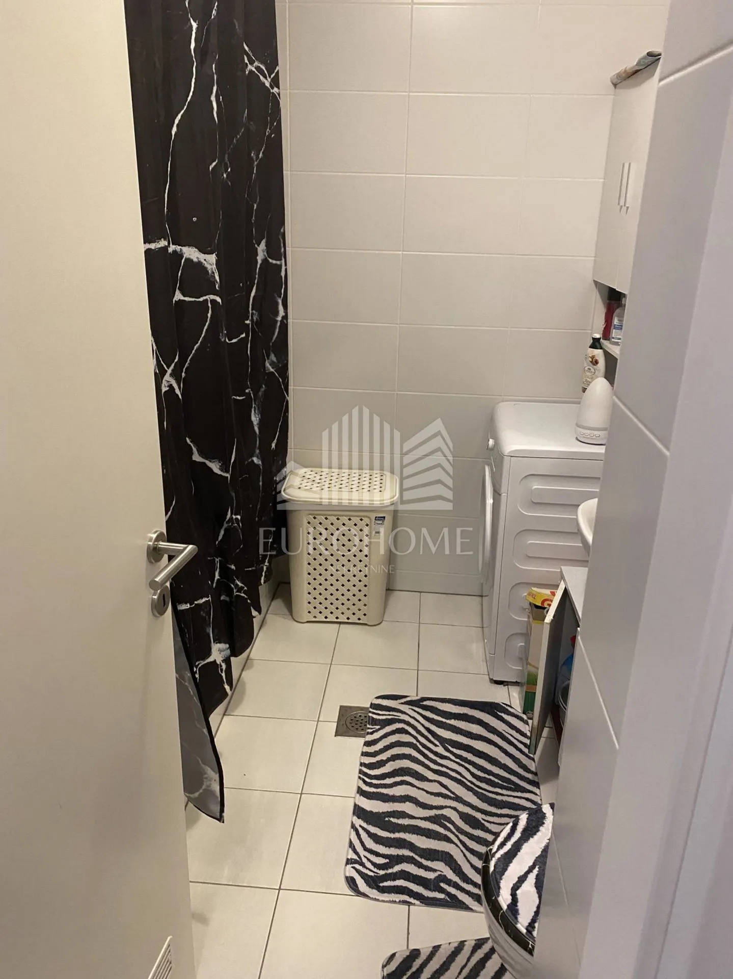 namješteni dvosobni stan novi zagreb 60m2 + gpm - slika 9