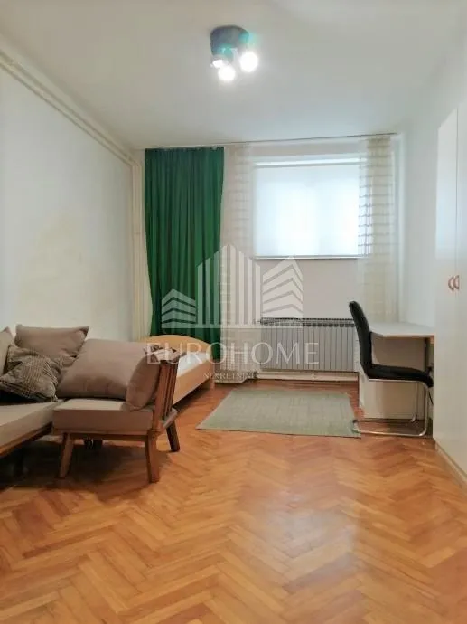 jukićeva(suteren) ,115m2,4s stan - slika 9