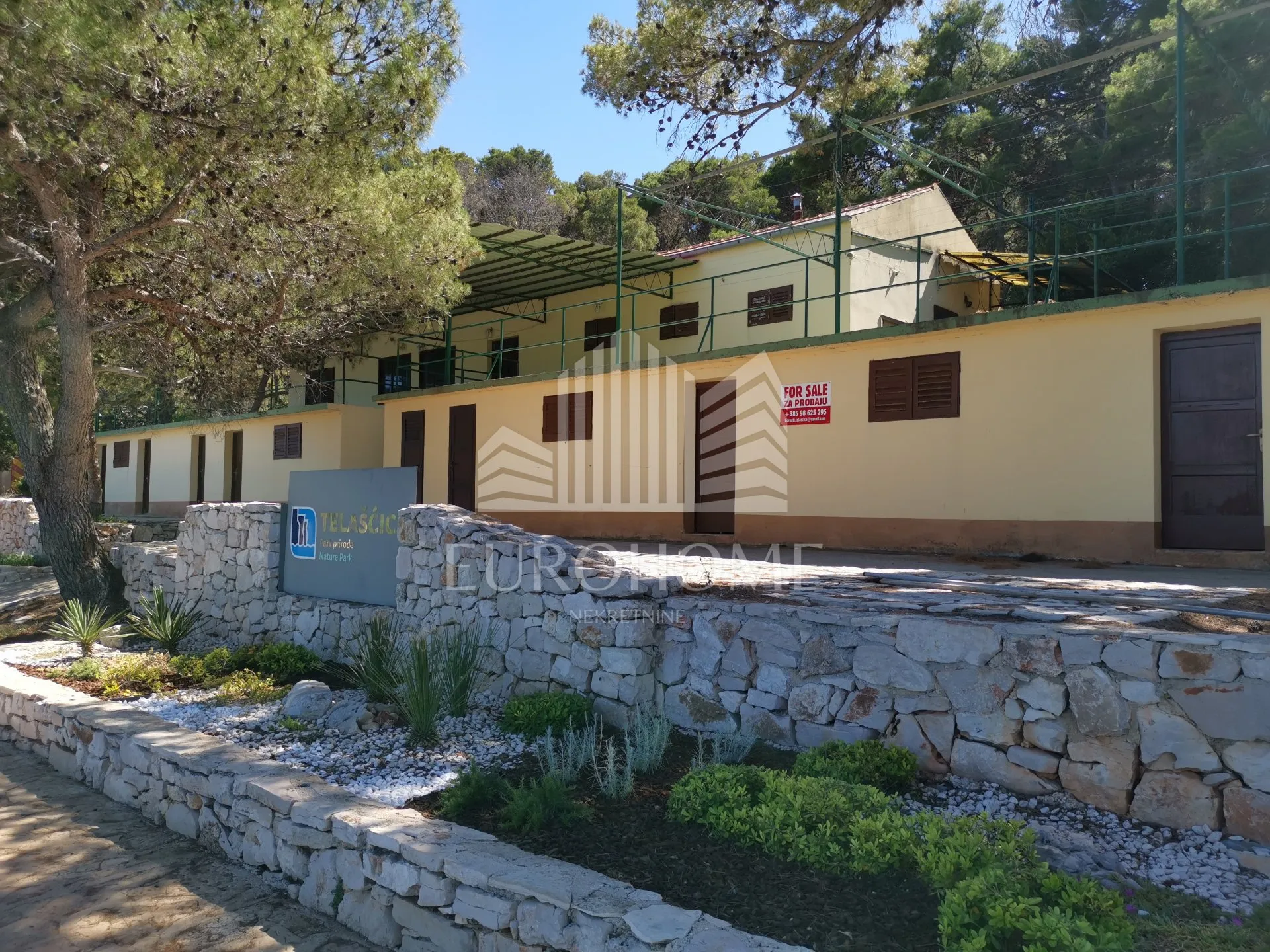 ekskluzivna prodaja zgrade uz more,park prirode telašćica - slika 3