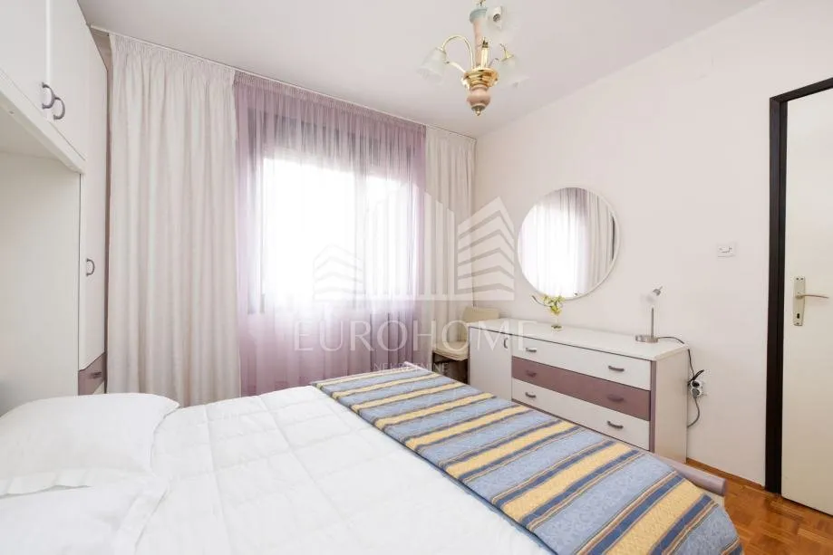 brodarica, posebna prilika- atraktivan četverosobni stan,111 m2,panoramski pogled!! - slika 10