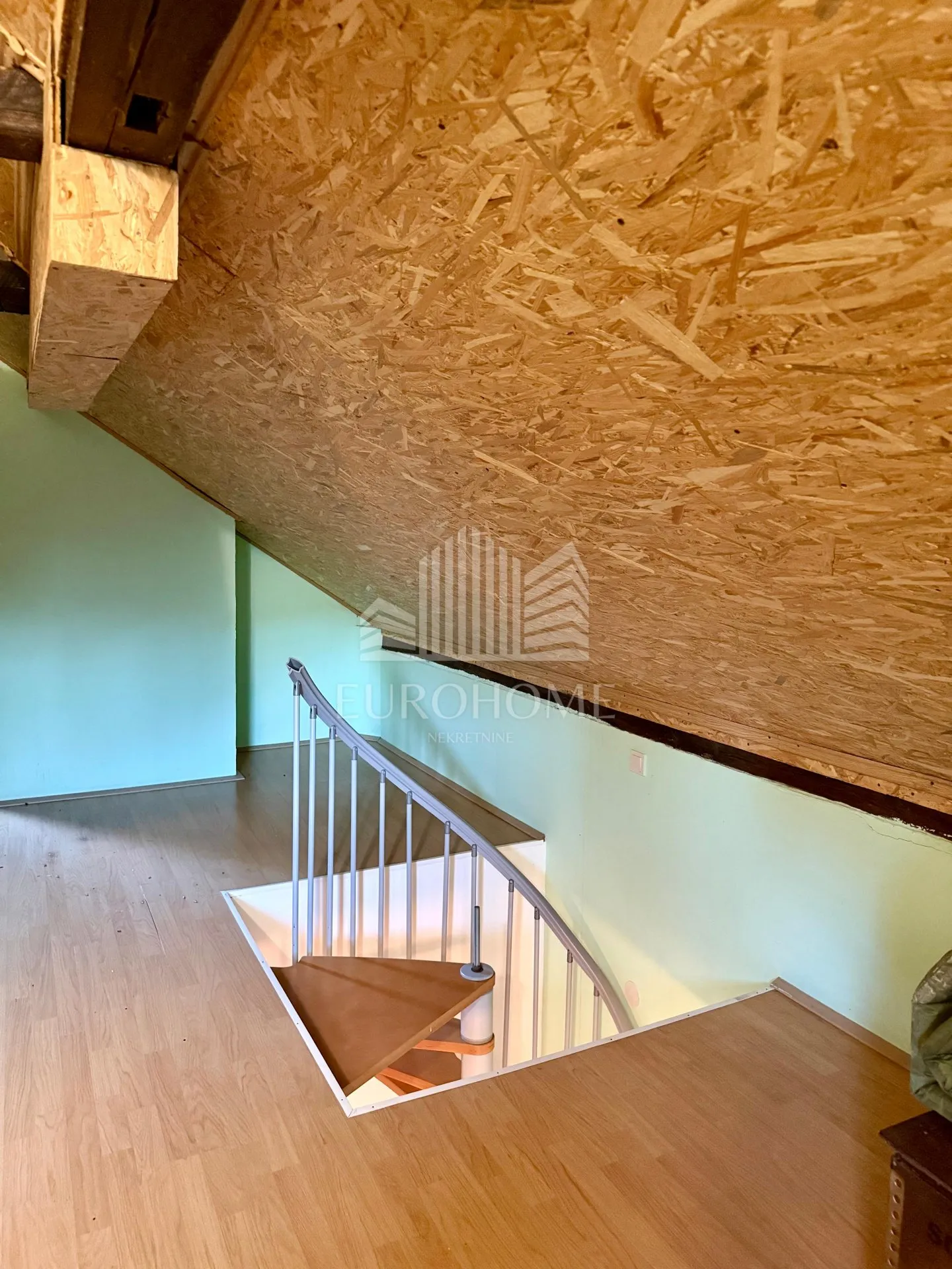 vikend kuća jazvenik - 150m2 - slika 28