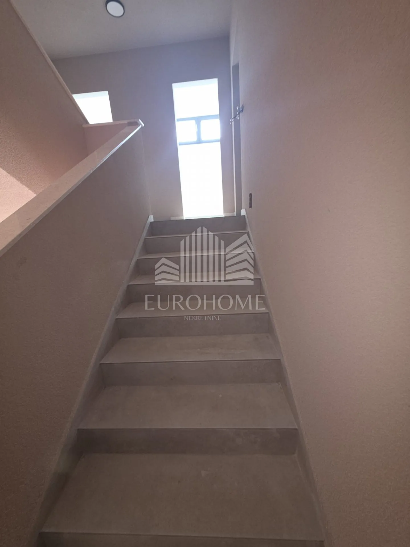 zaton, odlična prilika! povoljna cijena! - slika 7