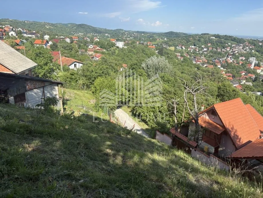 top lokacija! dvije kuće, 1.350 m², otvoren pogled na zagreb - slika 2