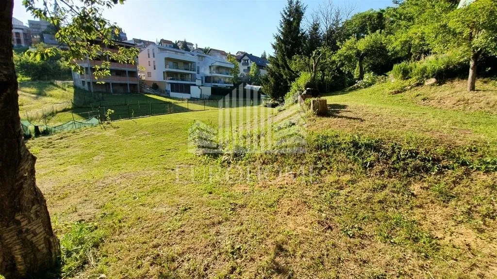 građevinsko zemljište 1009 m2 s dvije kuće – remete - slika 7