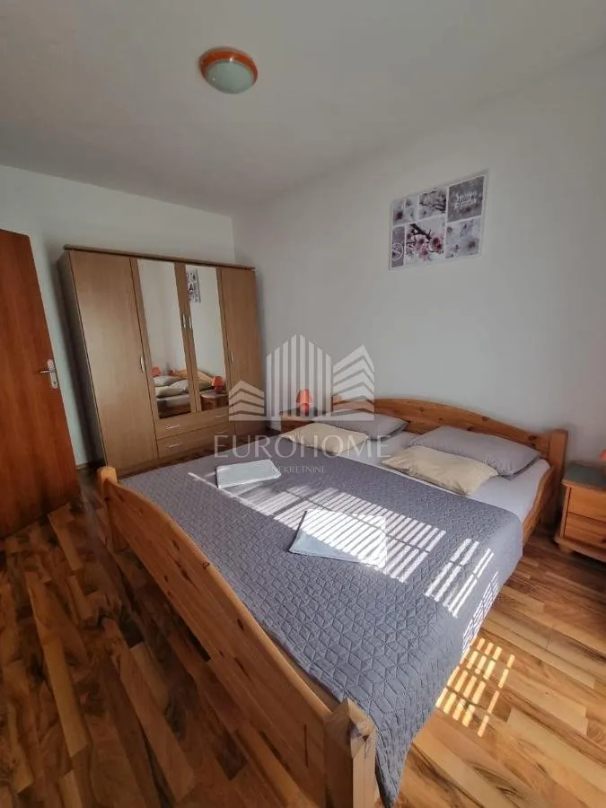 vir, uređena kuća sa 6 apartmana, 390m2 - slika 18