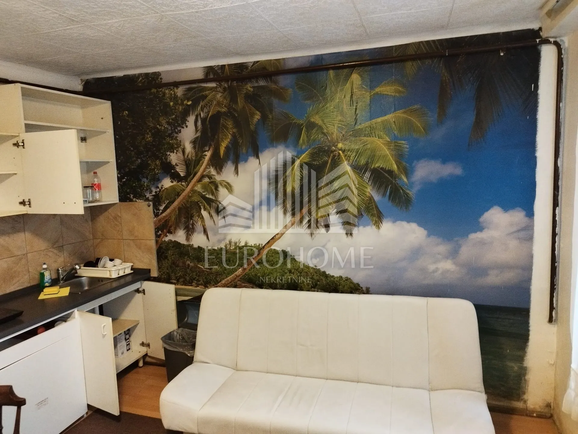 garsonijera 27 m2,trešnjevka kod placa - slika 3