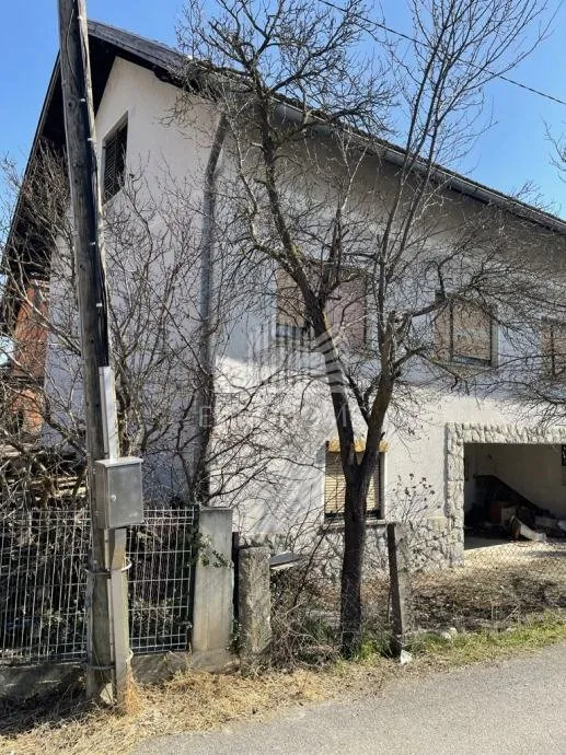 2 kuće, 500m2,1800 brp,zemljište 917 m2 -sesvete,prilika investitorima - slika 16