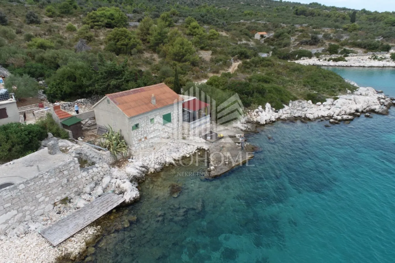 autentična dalmatinska kuća od 66 m2 na otoku žutu – mir, priroda i šarm kornata - slika 2