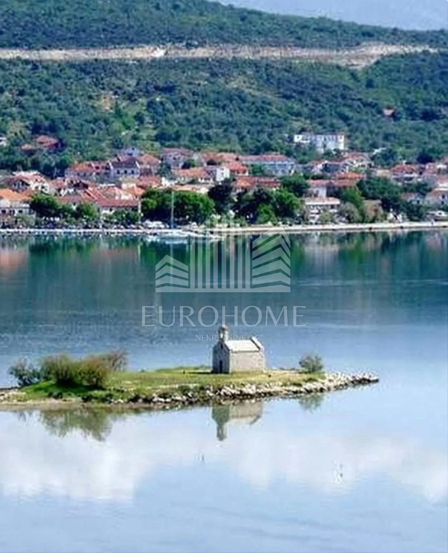 građevinsko zemljište u blizini plaže sv.duh-2864m2; 215000€ - slika 7